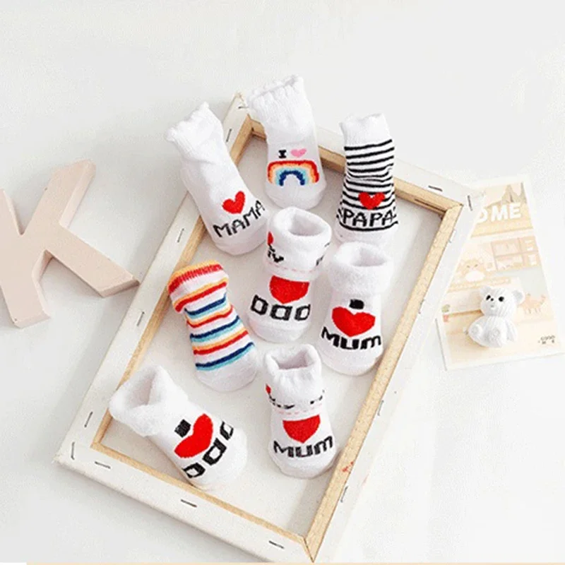 Calzini morbidi e caldi in cot - Baby Clothing Essentials recensione e prezzo