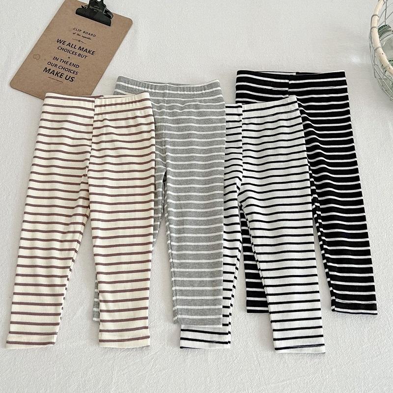 Abbigliamento per Bambini 0-6  - Baby Clothing Essentials recensione e prezzo