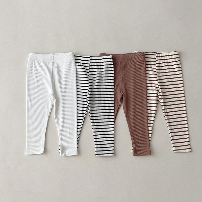 Abbigliamento per Bambini 0-6  - Baby Clothing Essentials recensione e prezzo