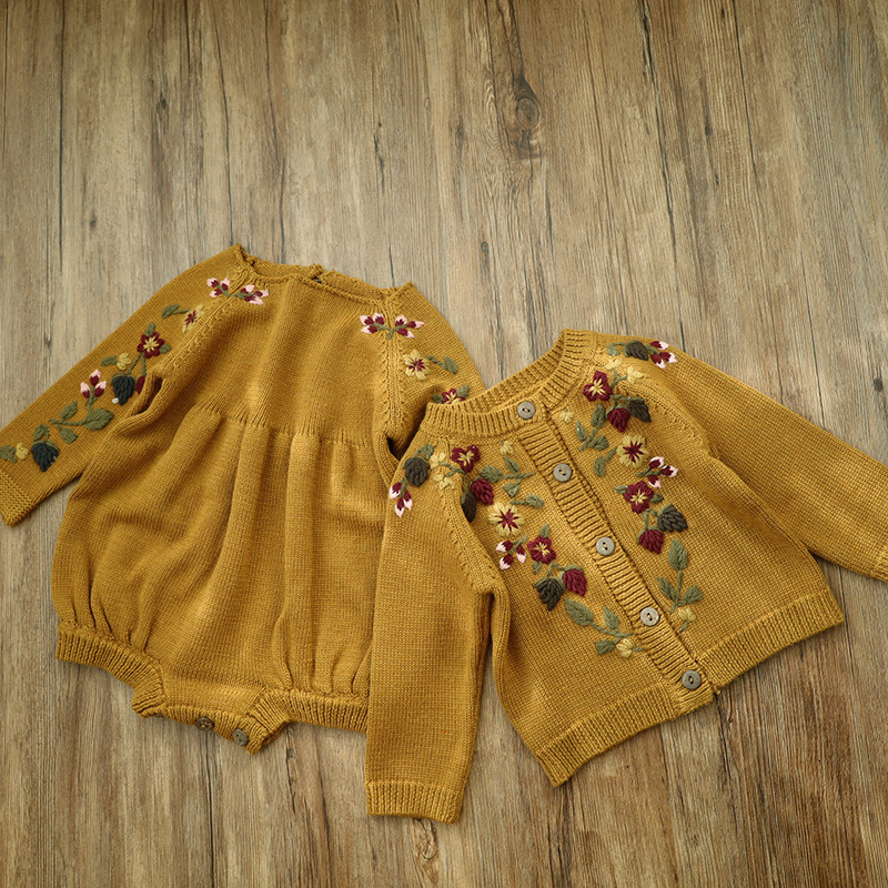 2024 Cardigan lavorato a magli - Knit Cardigan Infant recensione e prezzo